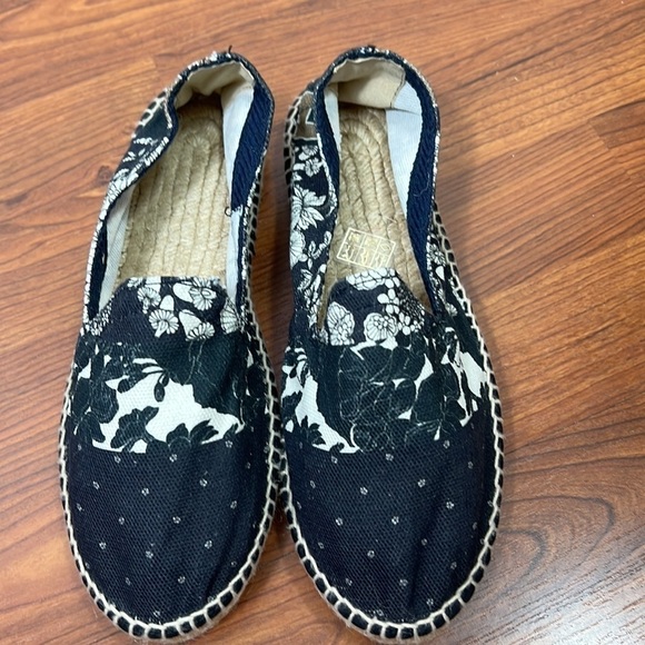 Pierre-Louis Mascis Floral Espadrilles Navy & Cream NWOT - Various Sizes - Picture 2 of 11